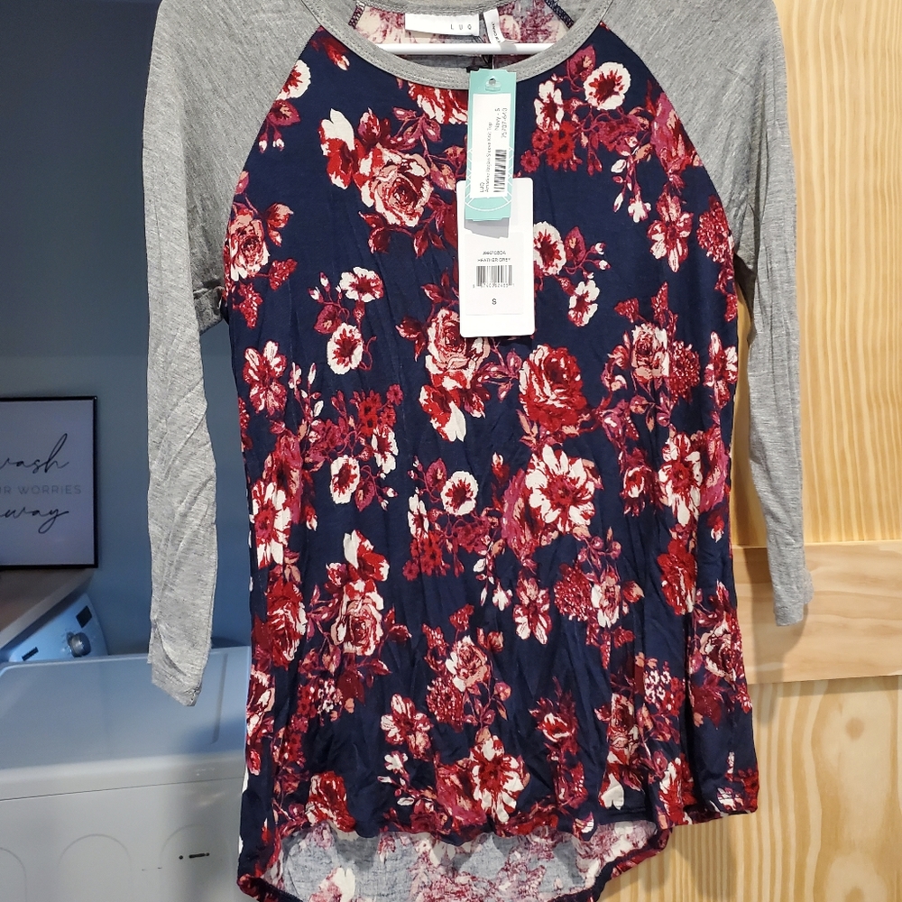 Womens top bought on Stitch Fix